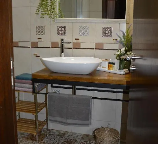 Palaсe A75 アパート