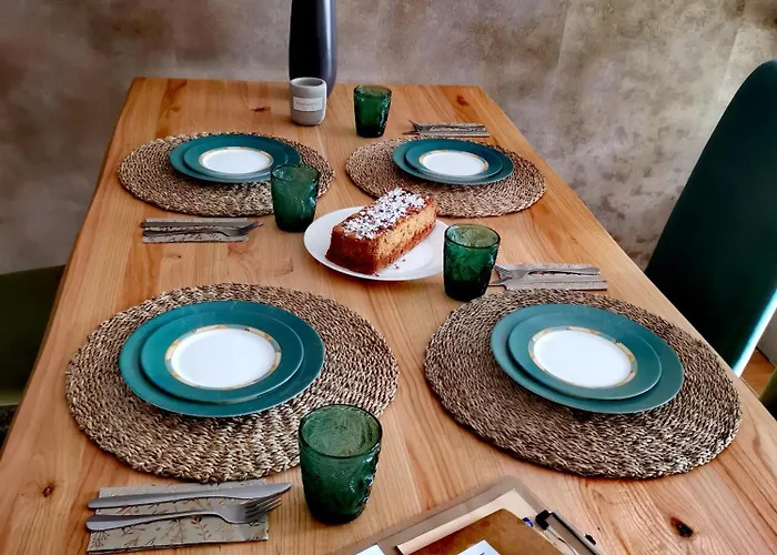 Palaсe A75 アパート